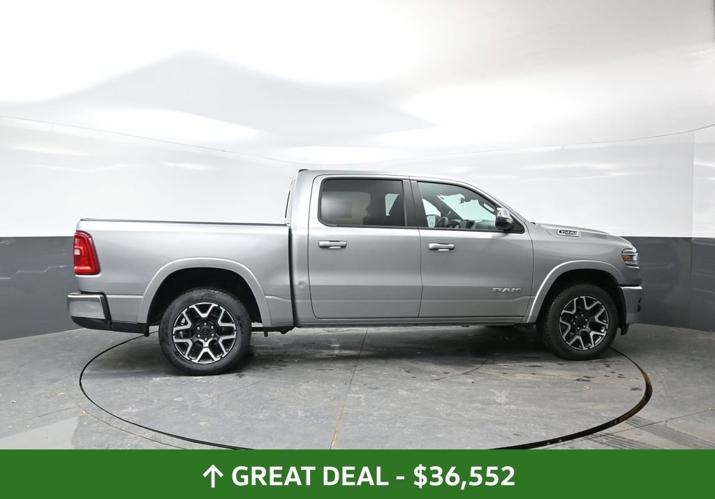 Used 2025 RAM 1500 Laramie AWD/4WD image 2