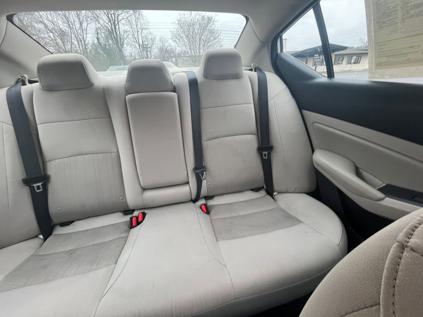 Used 2025 Nissan Altima 2.5 SV image 31