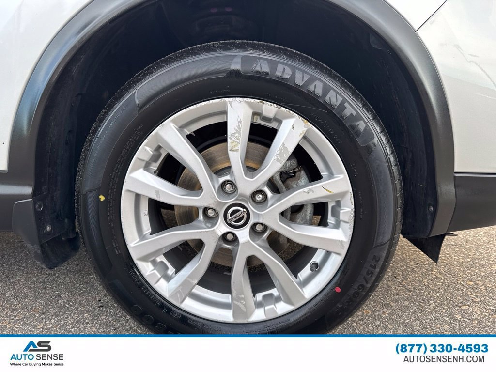 Used 2022 Nissan Rogue Sport SV w/ Technology Package AWD/4WD image 28