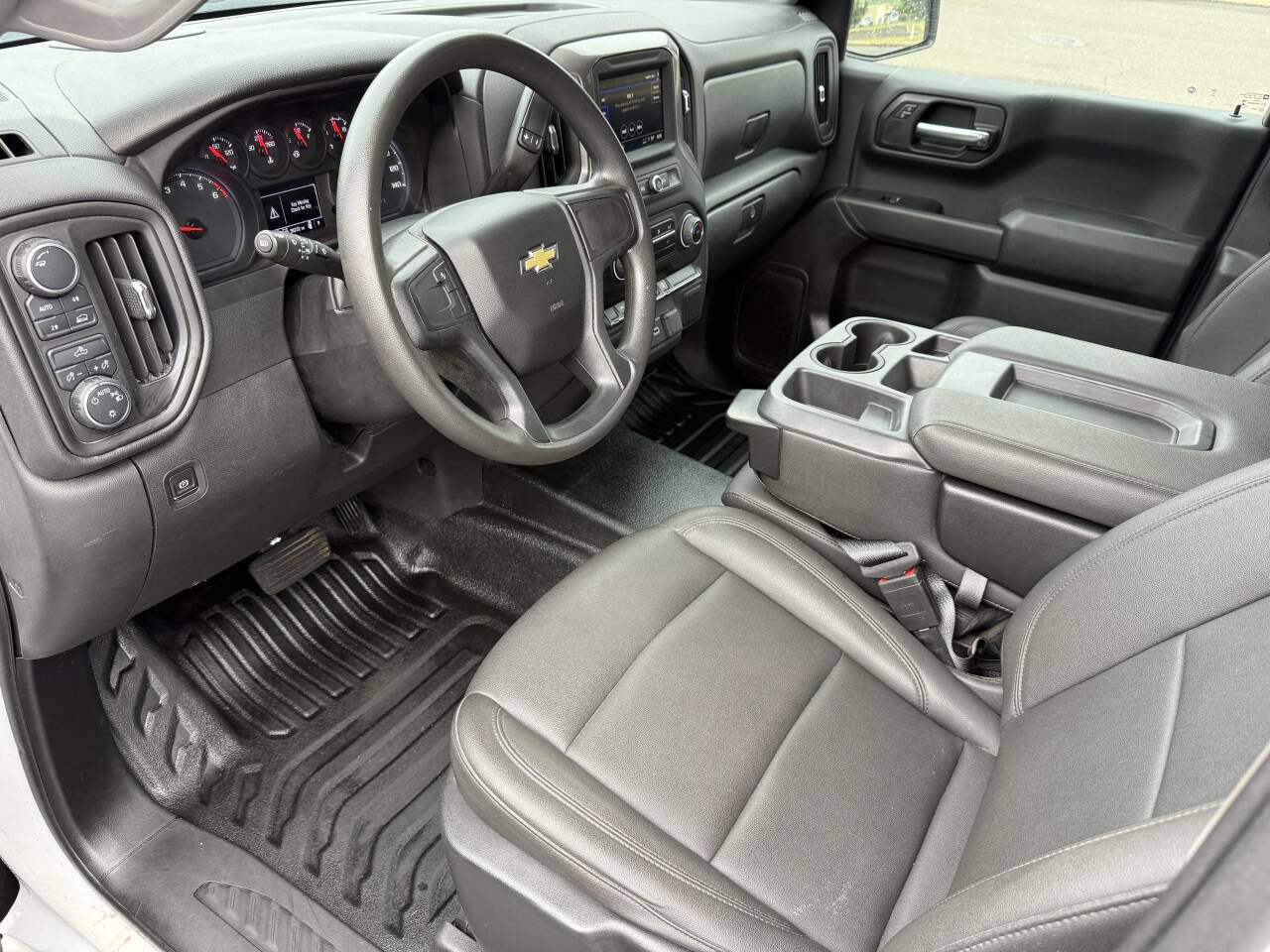 Used 2023 Chevrolet Silverado 1500 W/T image 17