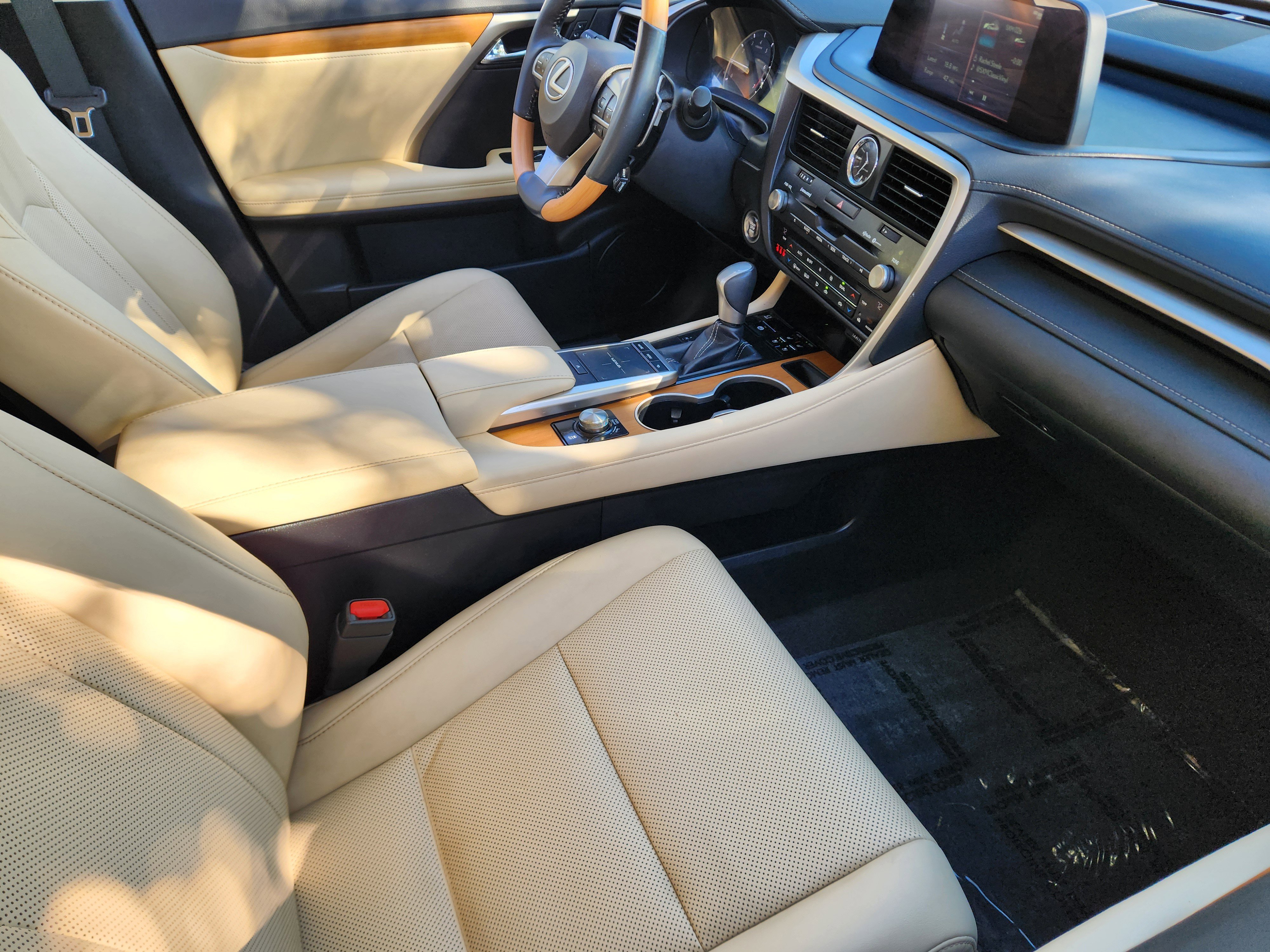 Used 2022 Lexus RX 350 FWD w/ Premium Package image 16