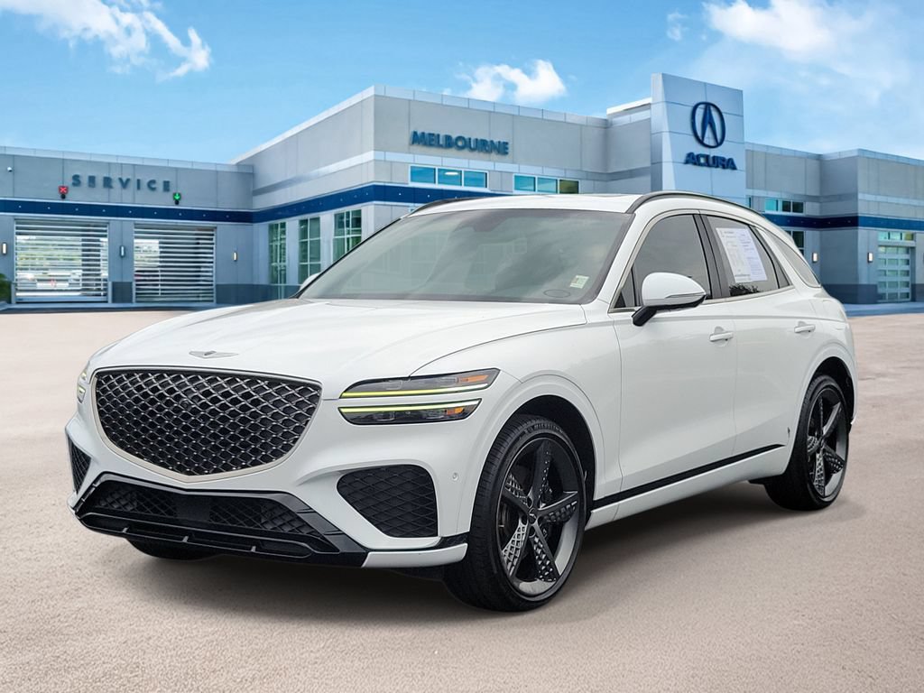 Used 2022 Genesis GV70 3.5T Sport w/ Sport Prestige Package AWD/4WD image 3