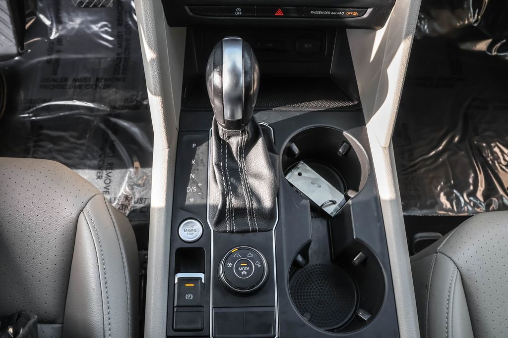 Used 2022 Volkswagen Atlas SE image 25