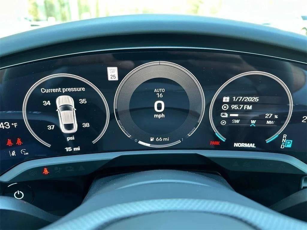 New 2025 Porsche Taycan image 85