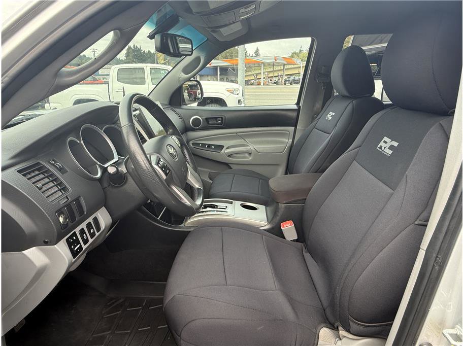 Used 2013 Toyota Tacoma 2WD Double Cab w/ SR5 Pkg image 9