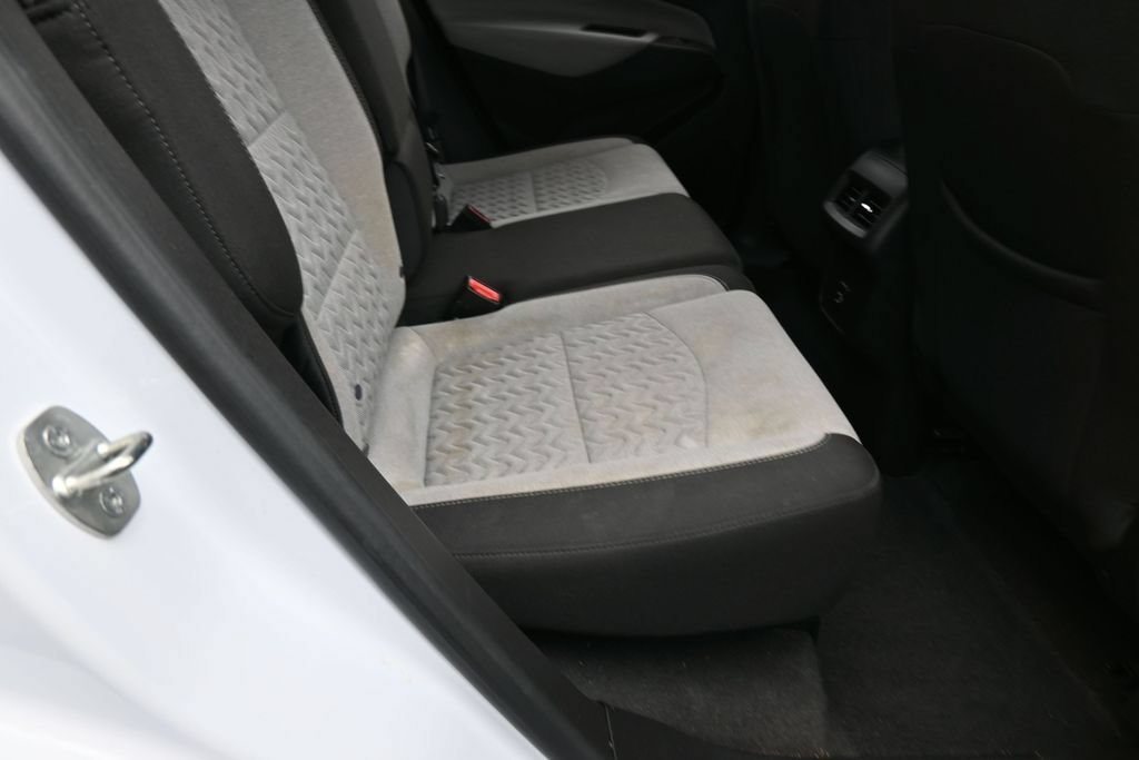 Used 2024 Chevrolet Equinox LS FWD image 34