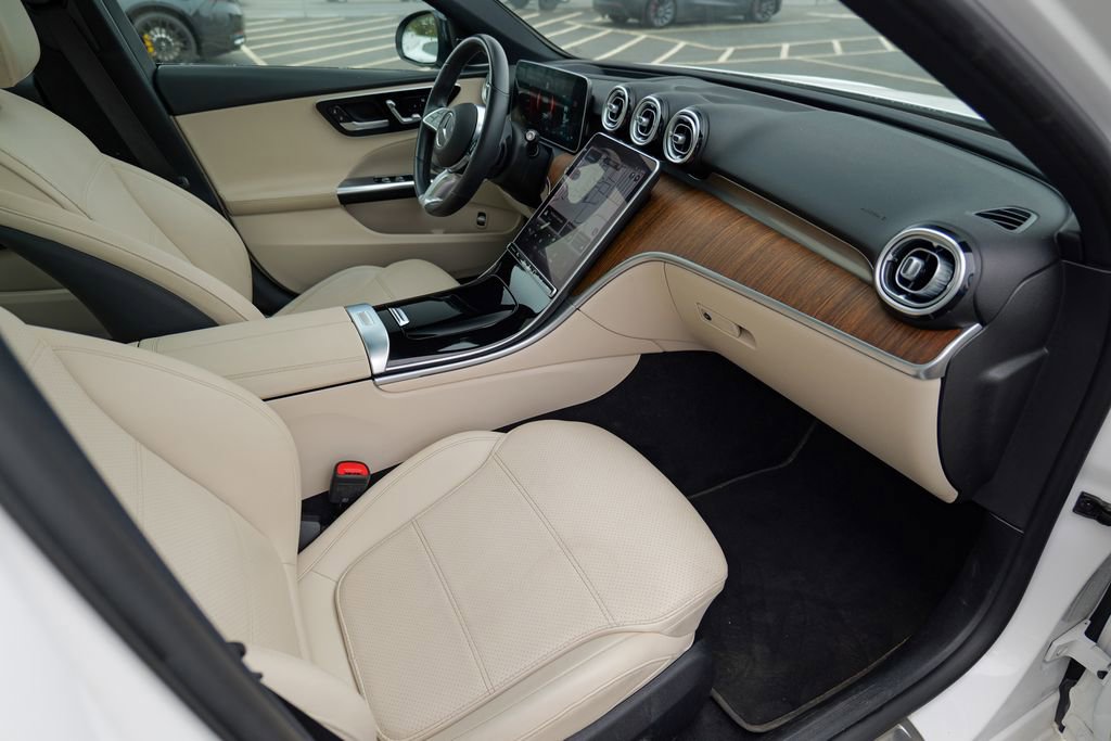 Used 2022 Mercedes-Benz C 300 4MATIC Sedan w/ Pinnacle Trim Package image 37