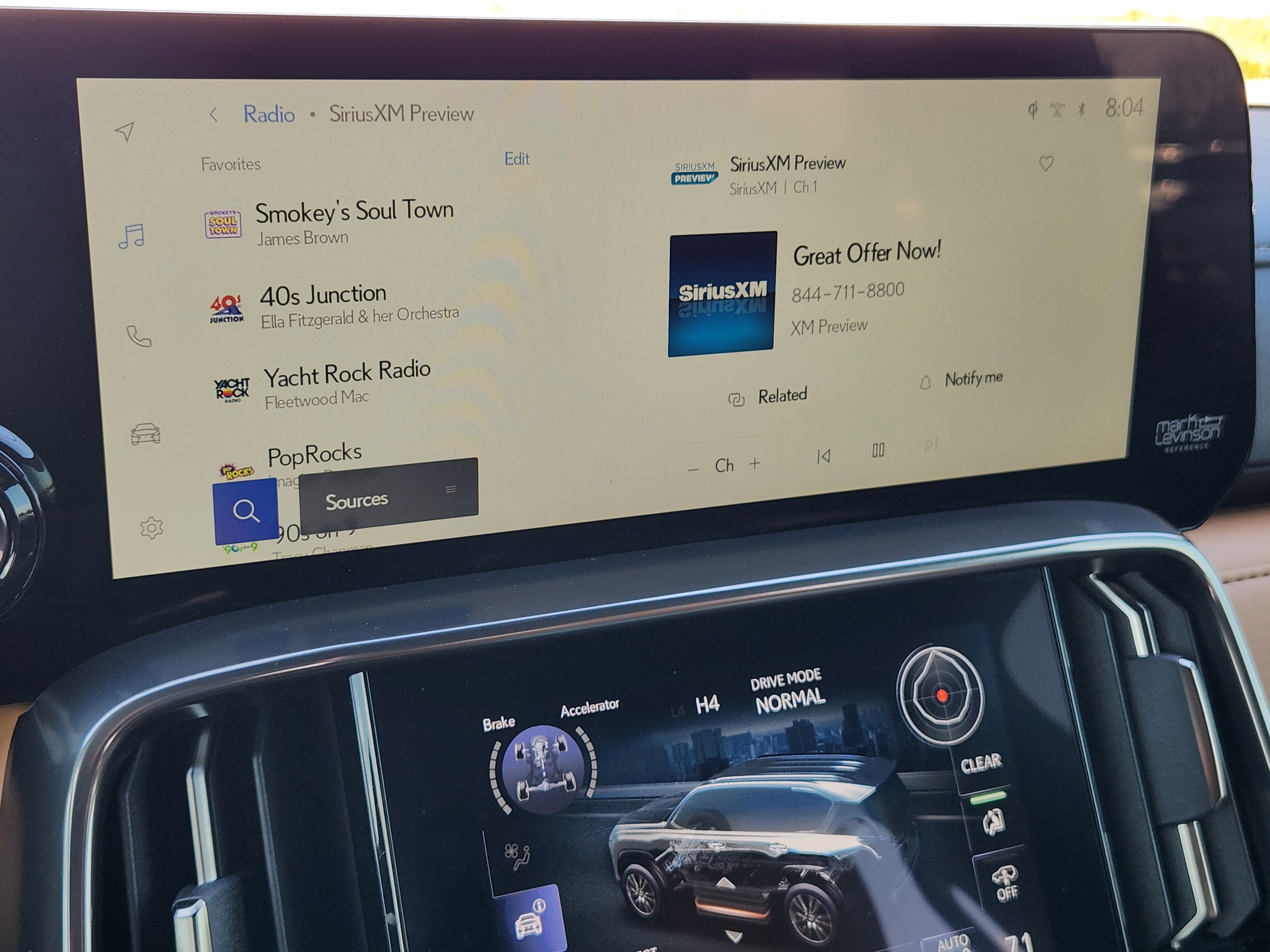 Used 2025 Lexus LX 600 4WD w/ Luxury Package image 22