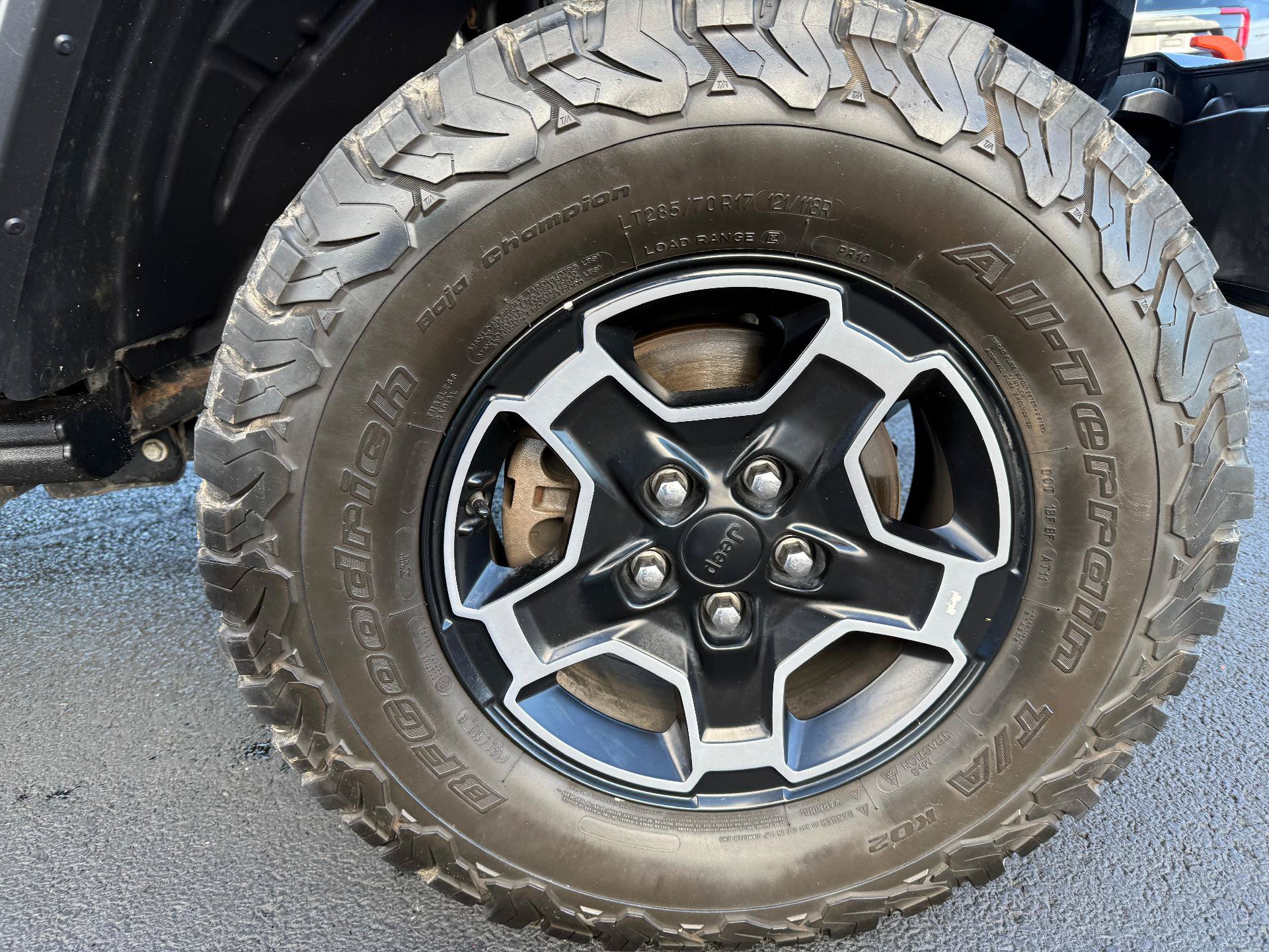 Used 2021 Jeep Gladiator Mojave AWD/4WD image 12