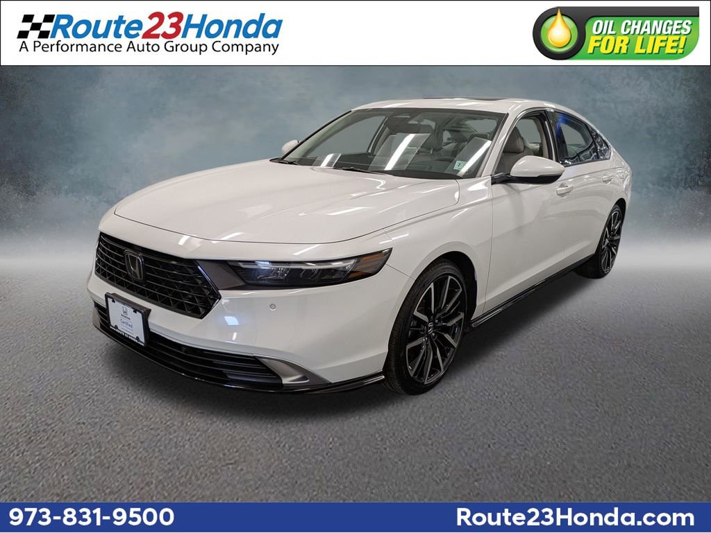 Used 2023 Honda Accord Touring image 1