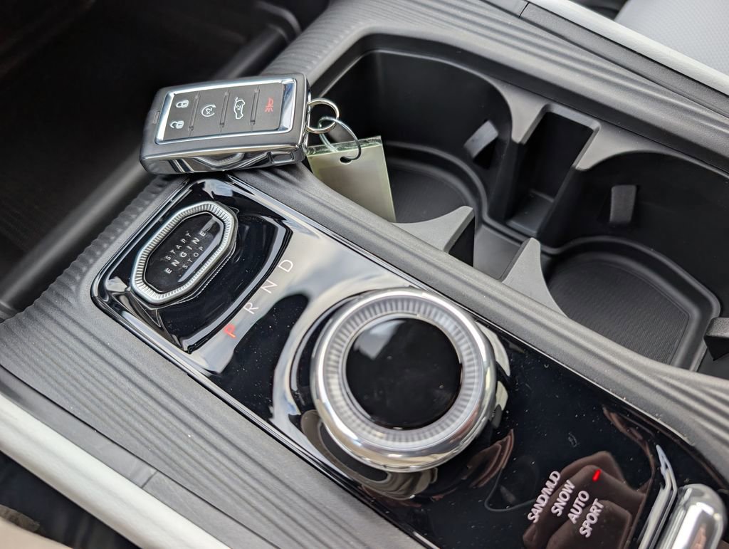 New 2026 Jeep Cherokee Overland AWD/4WD image 30