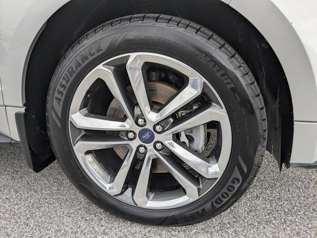 Used 2018 Ford Edge Sport w/ Equipment Group 401A AWD/4WD image 9