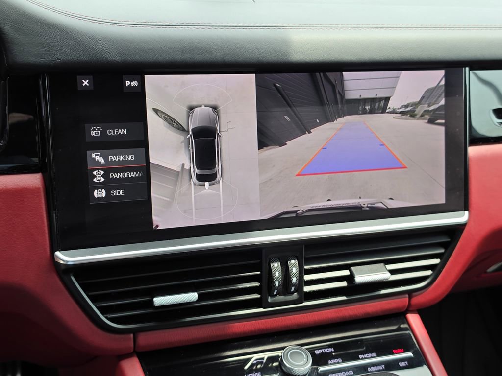 Certified 2021 Porsche Cayenne GTS AWD/4WD image 22