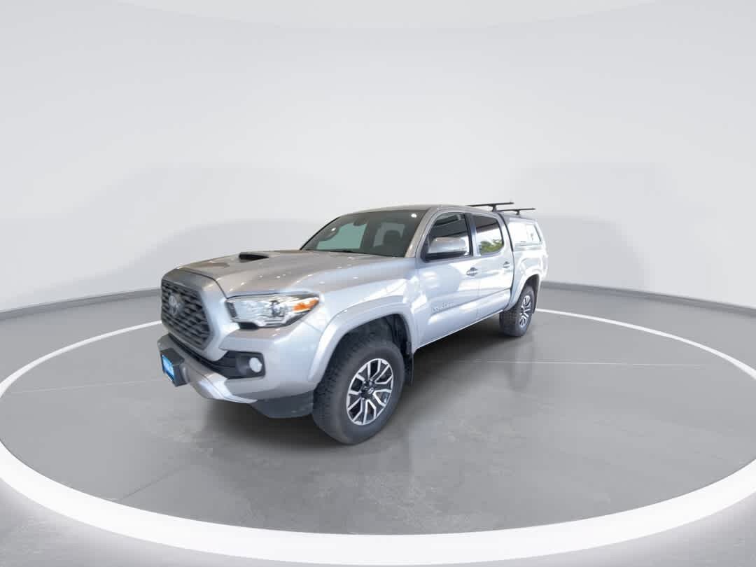 Used 2020 Toyota Tacoma TRD Sport w/ Technology Package AWD/4WD image 4