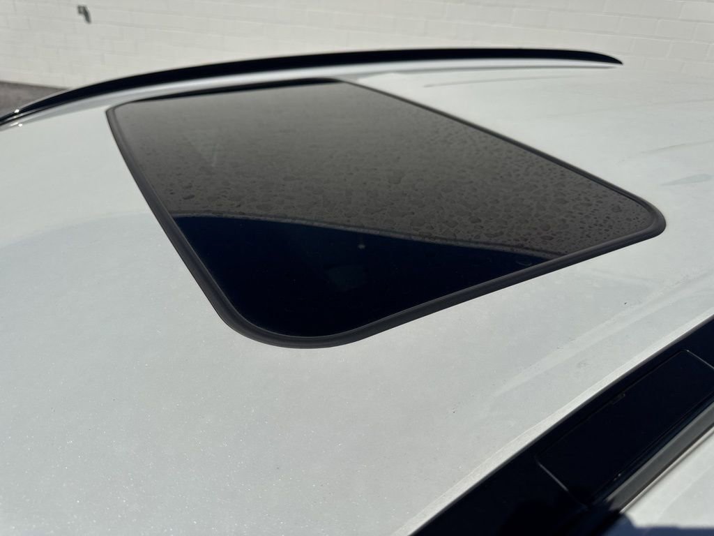 Used 2020 Toyota RAV4 Limited image 34