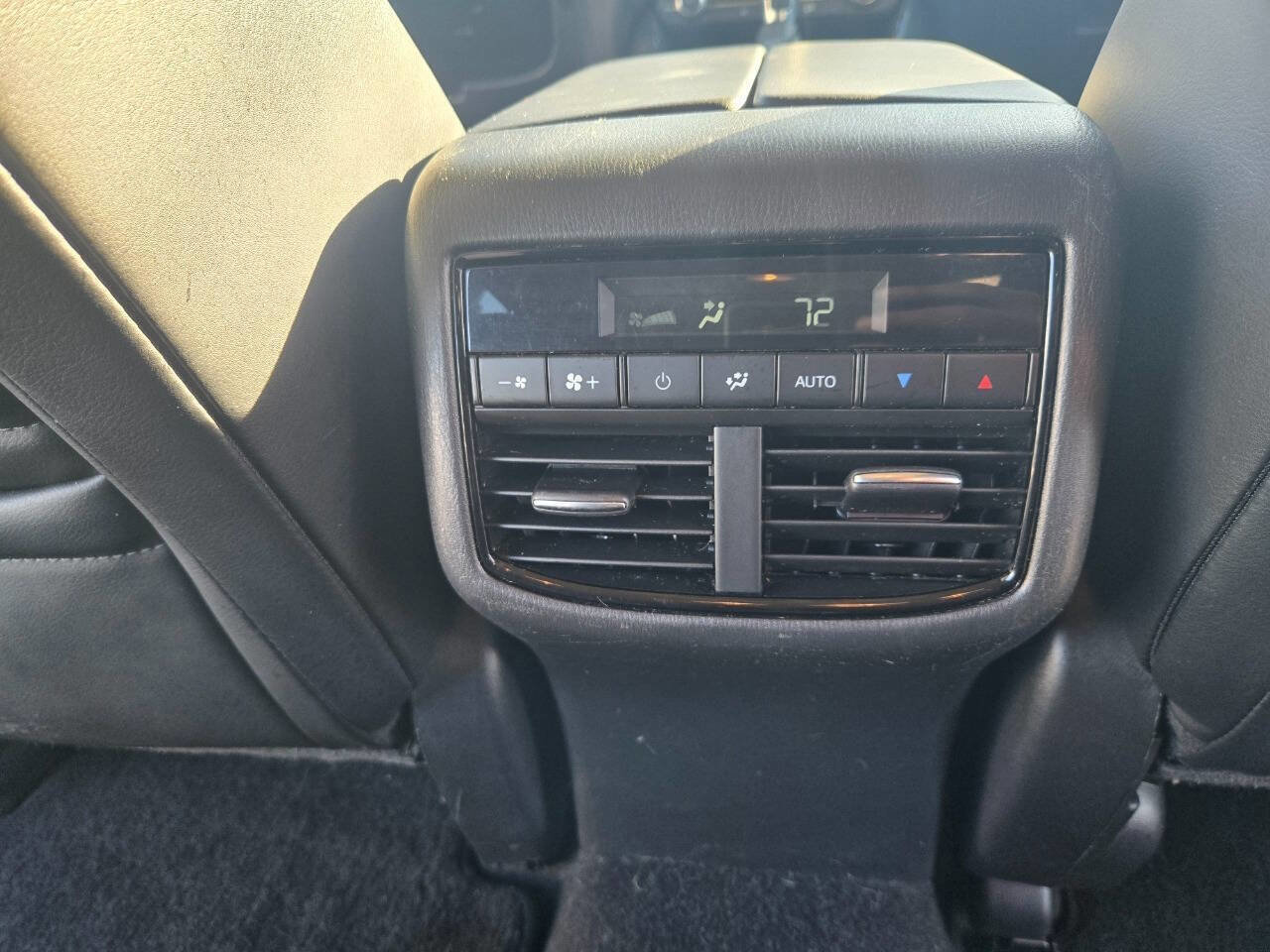 Used 2019 MAZDA CX-9 Touring w/ Touring Premium Package image 19