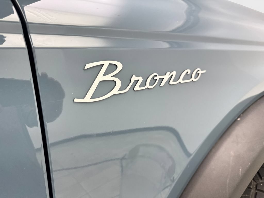 Used 2022 Ford Bronco Outer Banks w/ Sasquatch Package AWD/4WD image 24