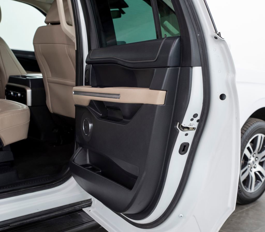 Used 2024 Ford Expedition Max Limited AWD/4WD image 25