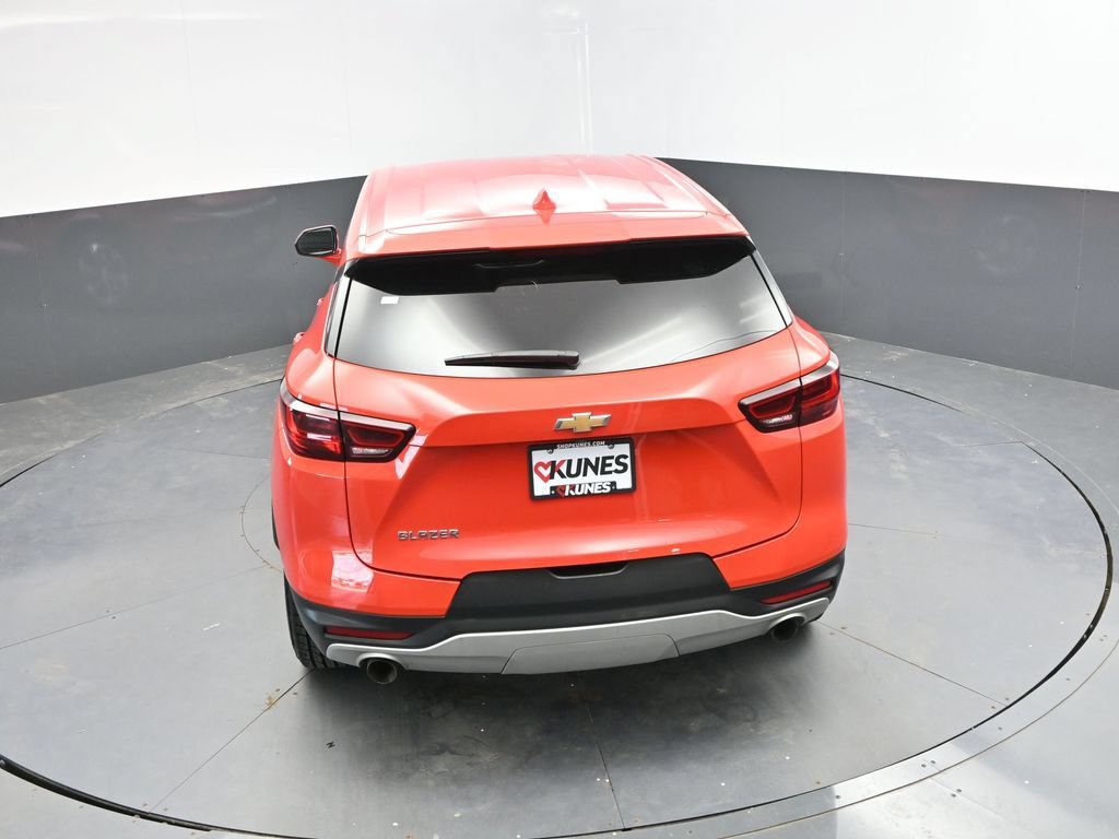 Used 2025 Chevrolet Blazer LT FWD image 28
