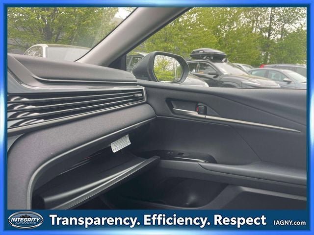 Used 2026 Toyota Camry LE FWD image 32