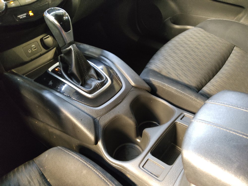 Used 2020 Nissan Rogue SV AWD/4WD image 26
