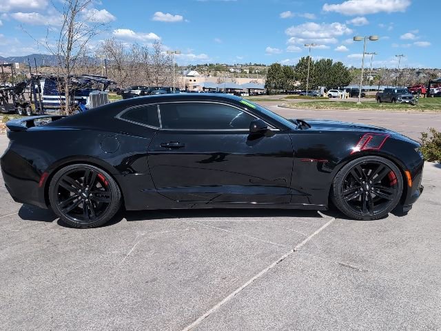 Used 2018 Chevrolet Camaro SS w/ Redline Edition RWD image 10