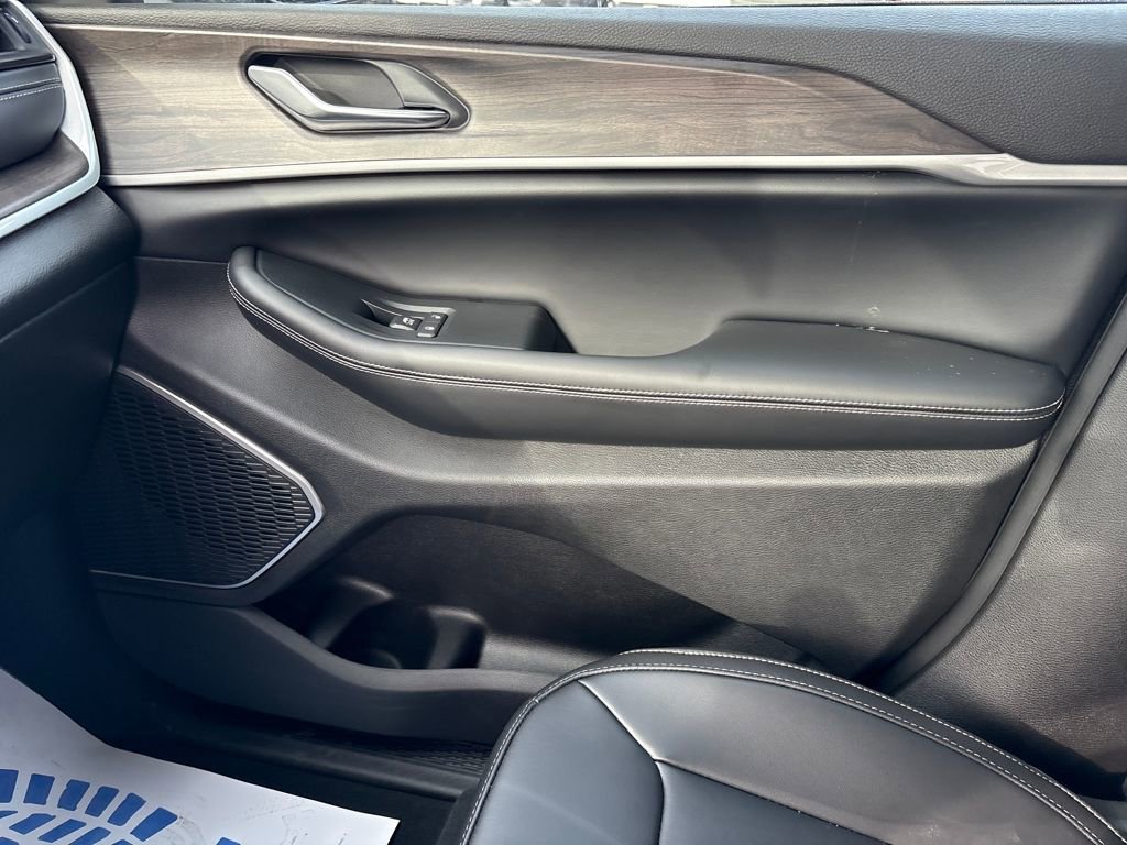 New 2026 Jeep Grand Cherokee Limited image 26