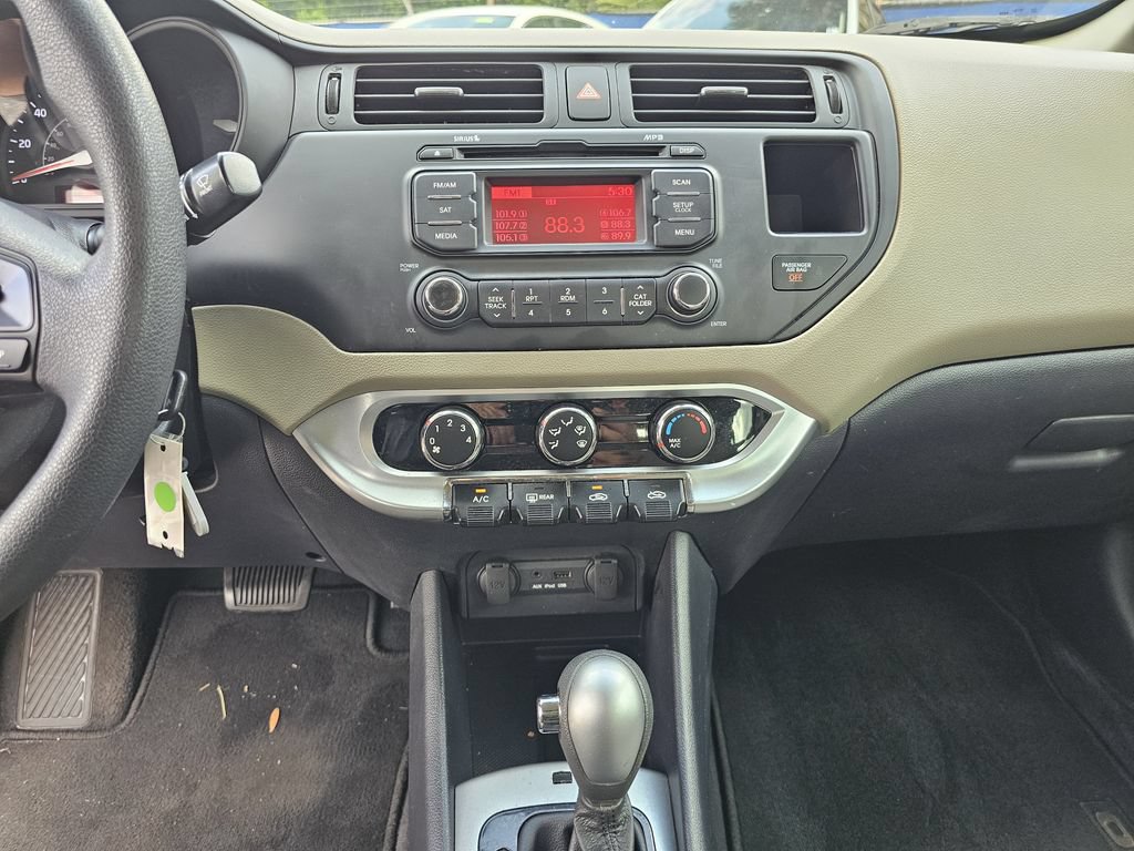 Used 2014 Kia Rio LX FWD image 17
