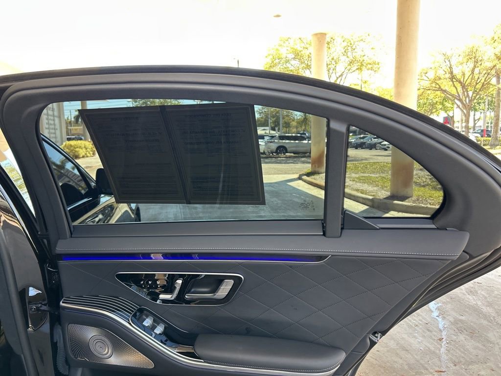 Used 2023 Mercedes-Benz S 580 4MATIC Sedan image 39