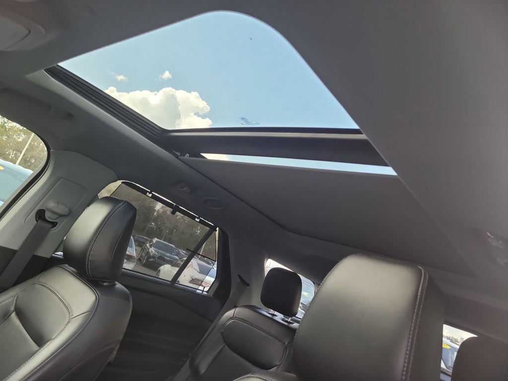 Certified 2023 Ford Explorer Limited w/ Limited Technology Package image 22