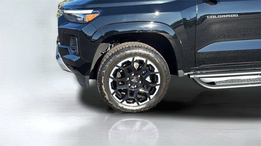 Used 2026 Chevrolet Colorado Z71 w/ Technology Package image 25