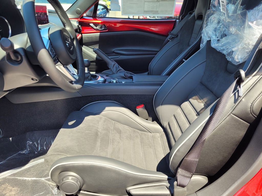 New 2025 MAZDA MX-5 Miata Club w/ Brembo/BBS Recaro Package image 4