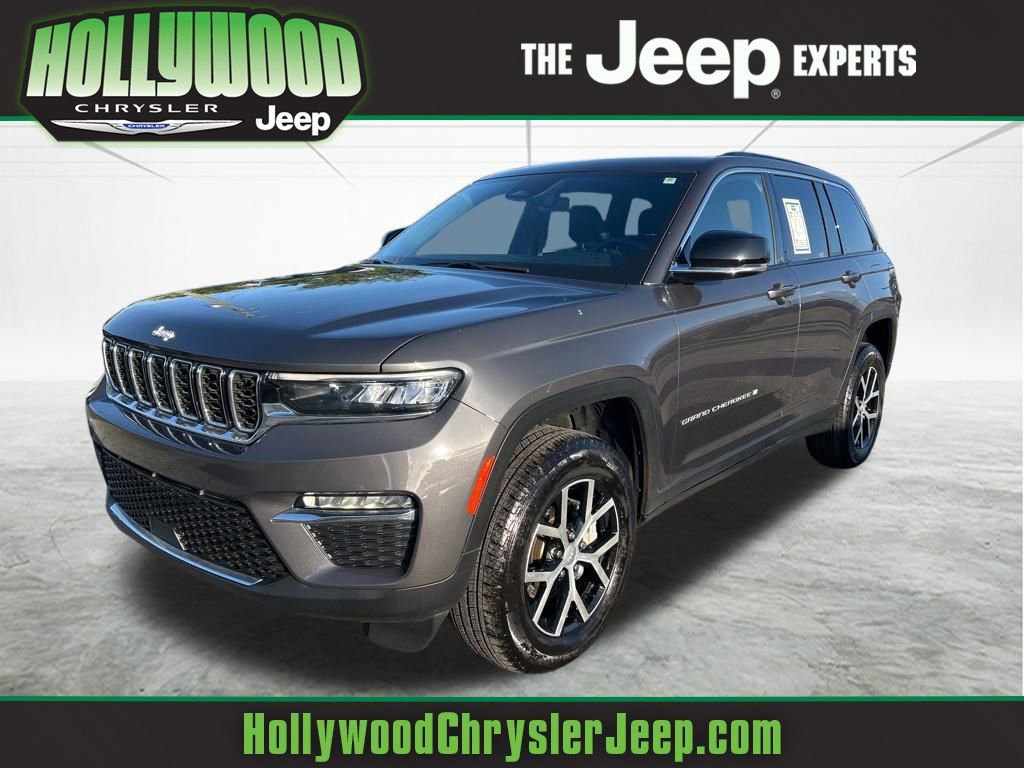 Used 2024 Jeep Grand Cherokee Limited image 1
