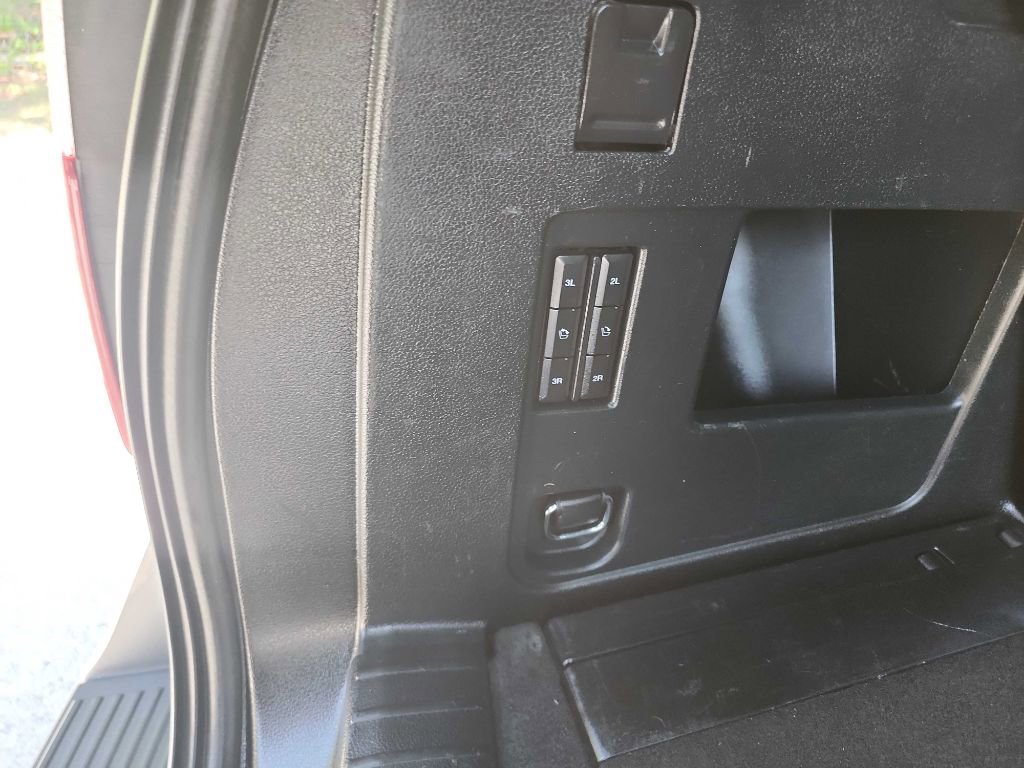 Used 2020 Ford Expedition XLT w/ Equipment Group 202A image 35