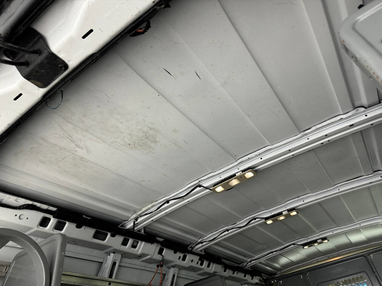 Used 2017 GMC Savana 2500 image 40