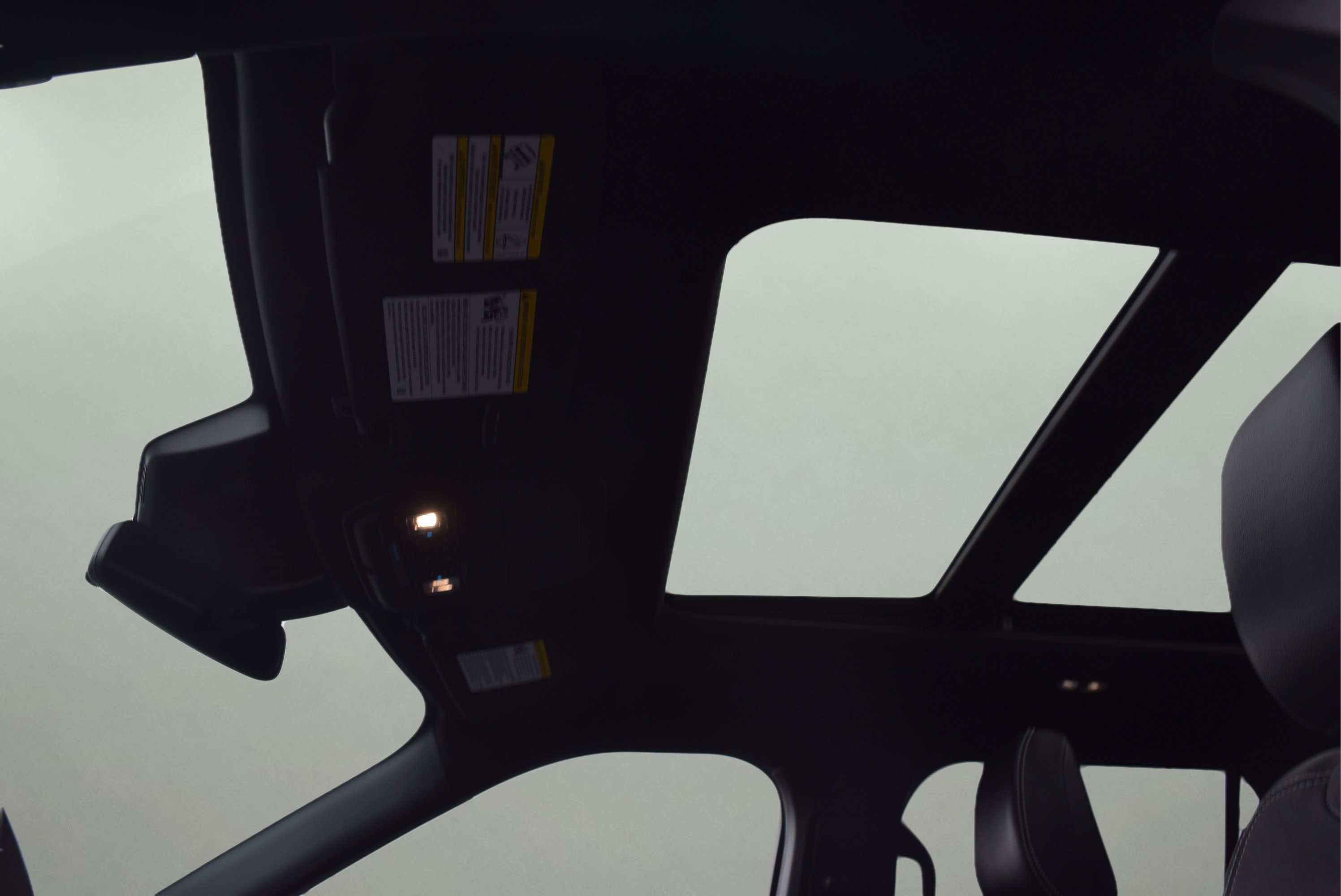 Used 2022 Ford Explorer ST w/ Equipment Group 401A AWD/4WD image 12