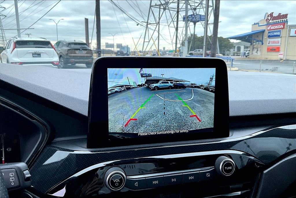 Used 2025 Ford Escape ST-Line image 30