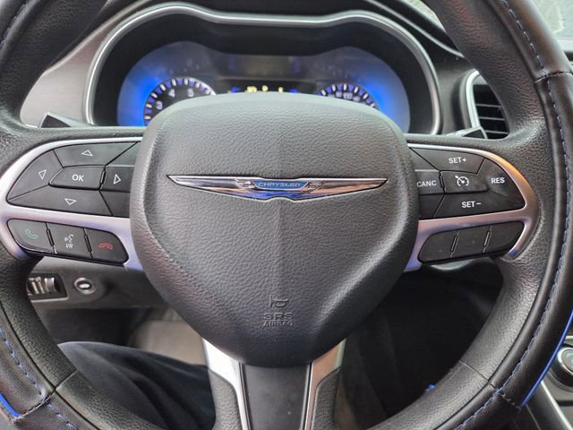 Used 2016 Chrysler 200 LX FWD image 15