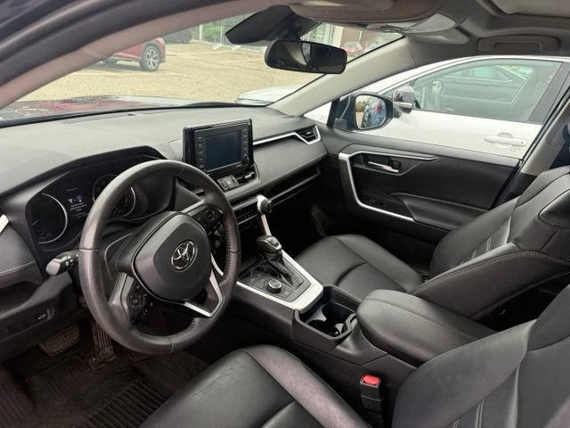 Used 2021 Toyota RAV4 XLE Premium AWD/4WD image 12