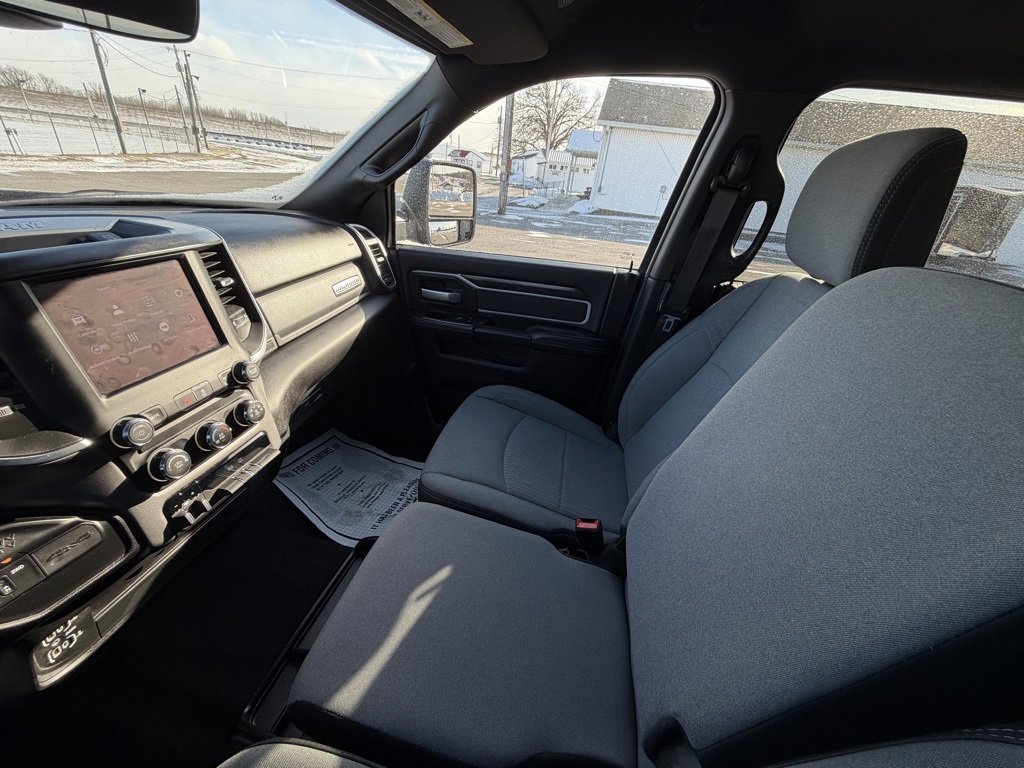 Used 2024 RAM 2500 Big Horn image 33