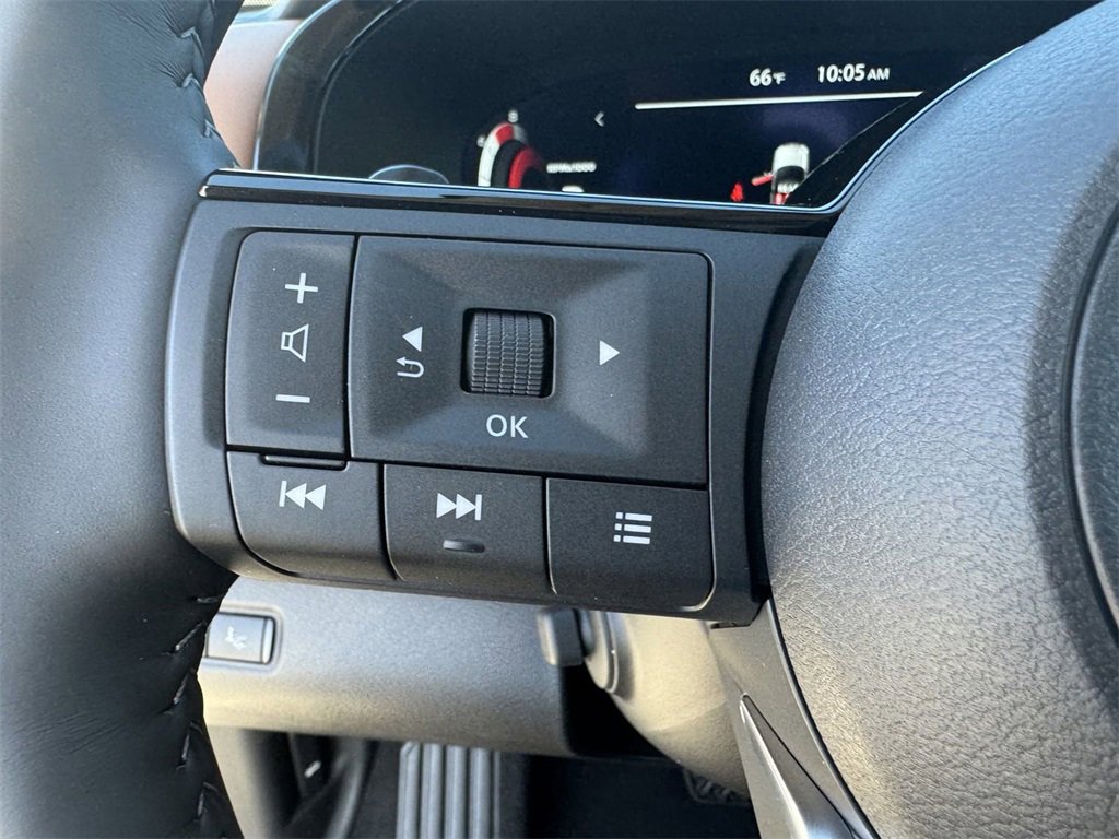 New 2025 Nissan Pathfinder Platinum w/ Cargo Package image 29