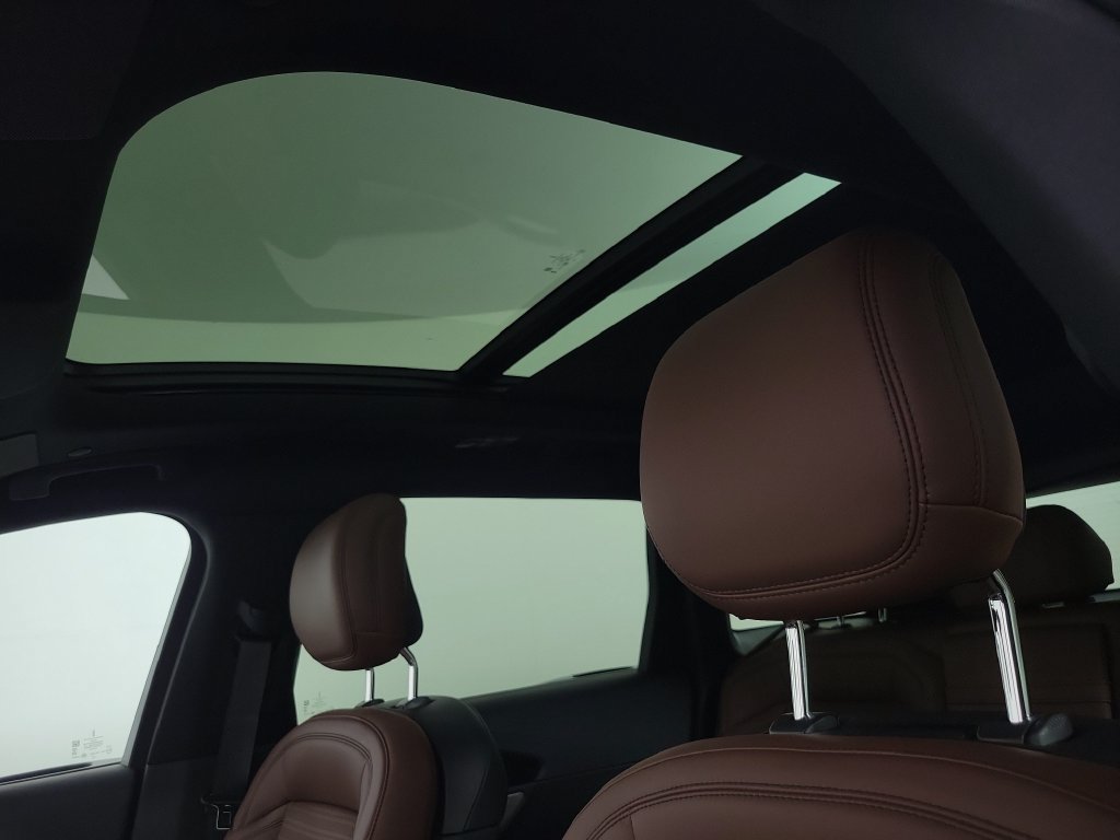 New 2026 Lincoln Nautilus Reserve AWD/4WD image 19