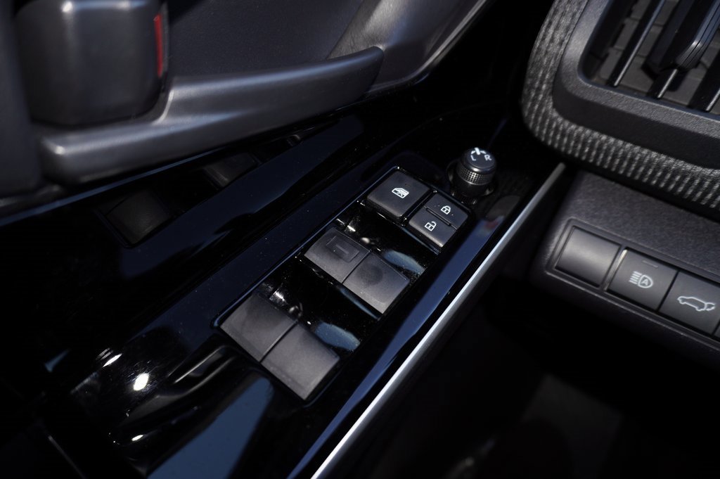 Certified 2025 Toyota bZ4X FWD image 16