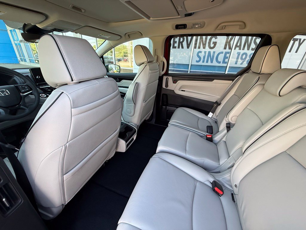 Used 2026 Honda Odyssey Touring image 29