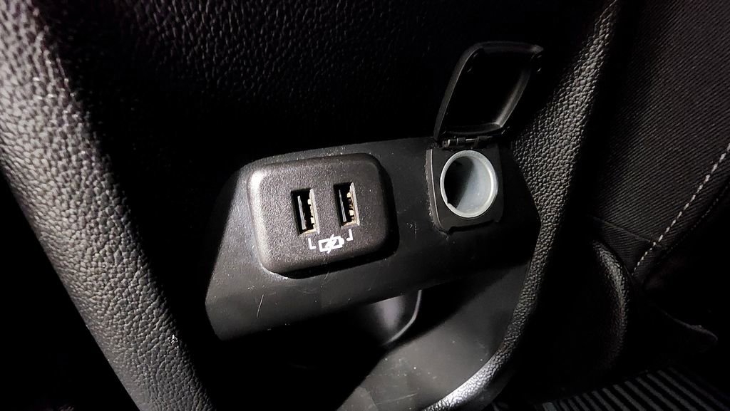 Used 2022 Chevrolet Colorado ZR2 image 52