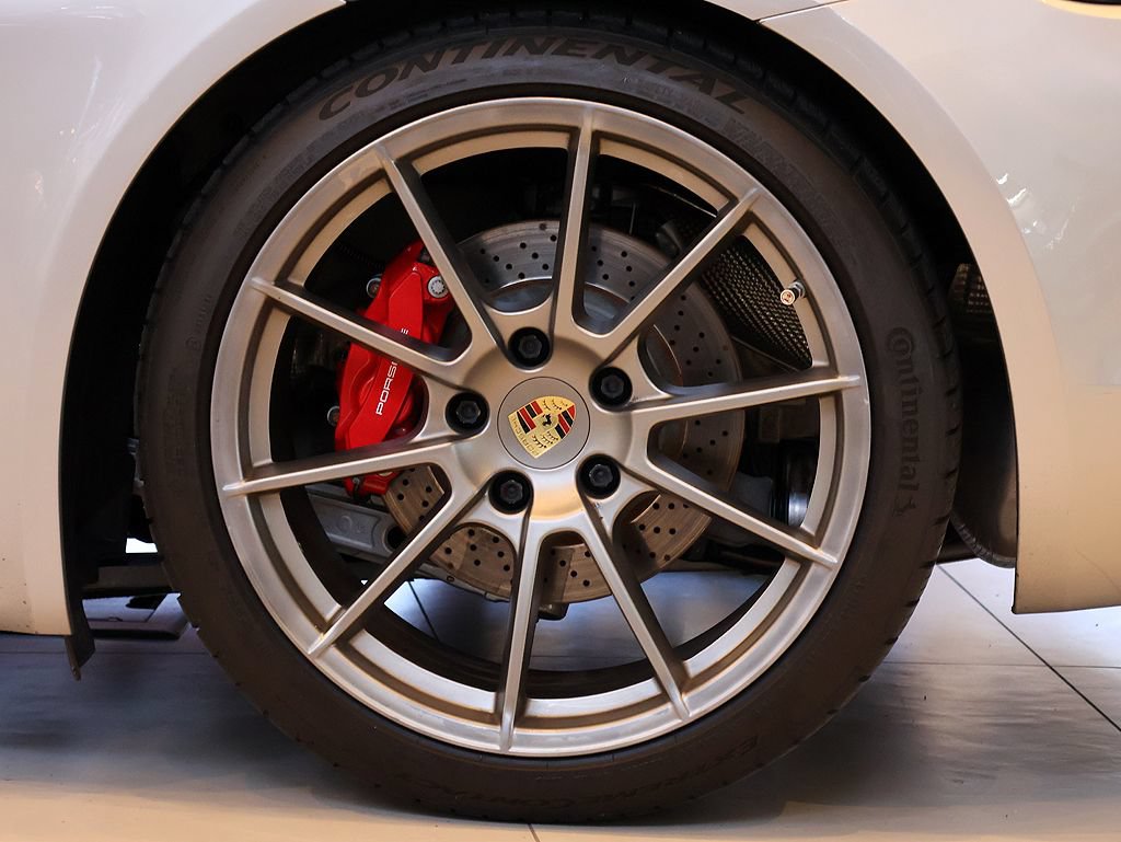 Used 2021 Porsche 718 Cayman GTS RWD image 34