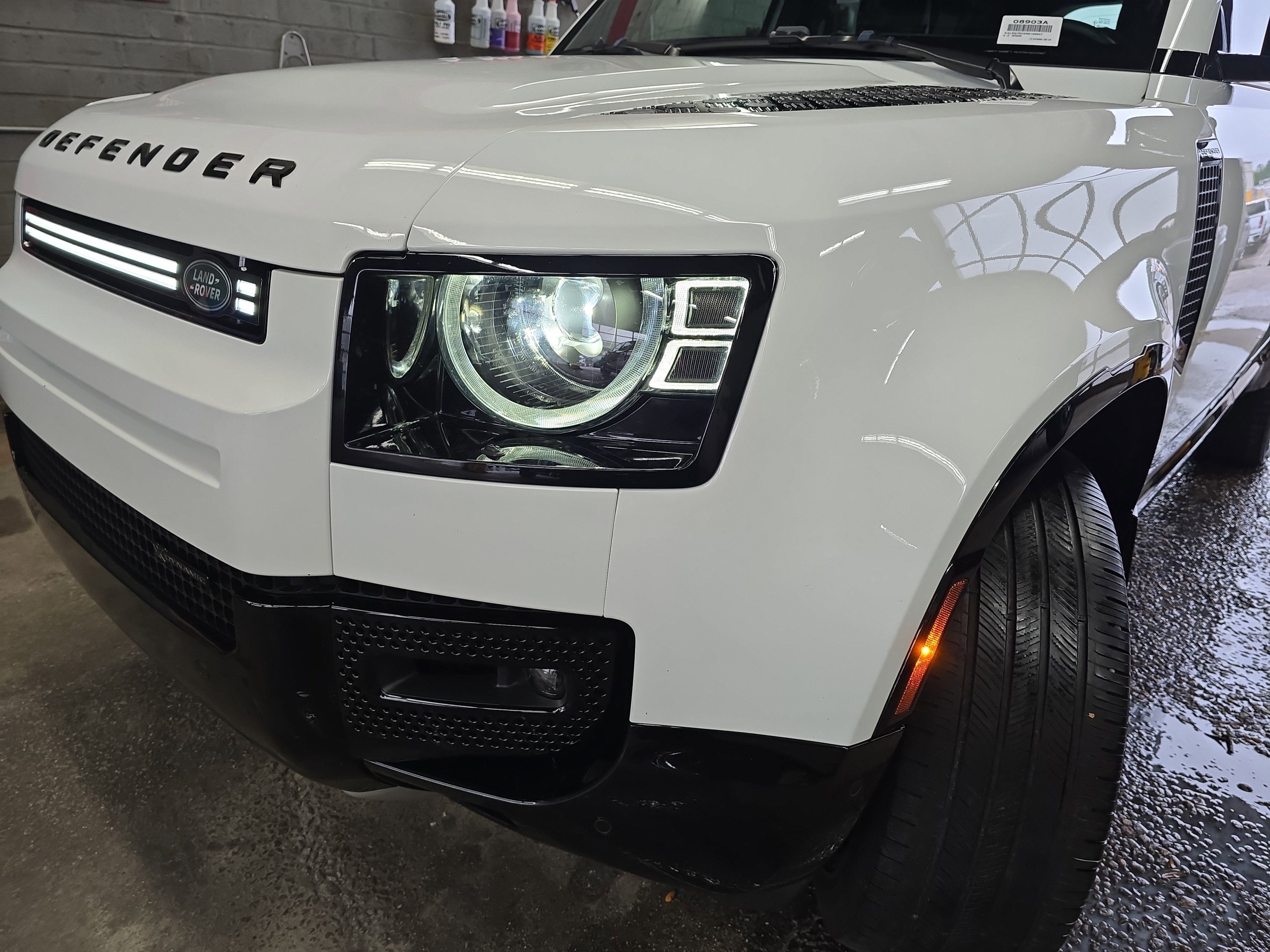 Used 2022 Land Rover Defender 110 X-Dynamic HSE AWD/4WD image 26