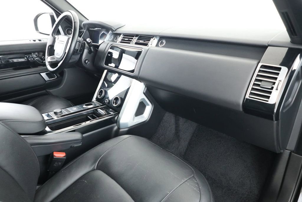 Used 2022 Land Rover Range Rover Westminster Edition image 24