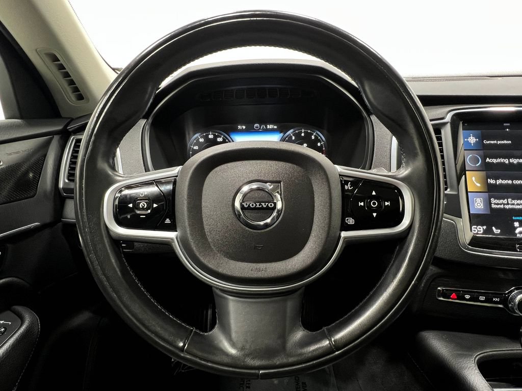 Used 2020 Volvo XC90 T6 Momentum AWD/4WD image 23