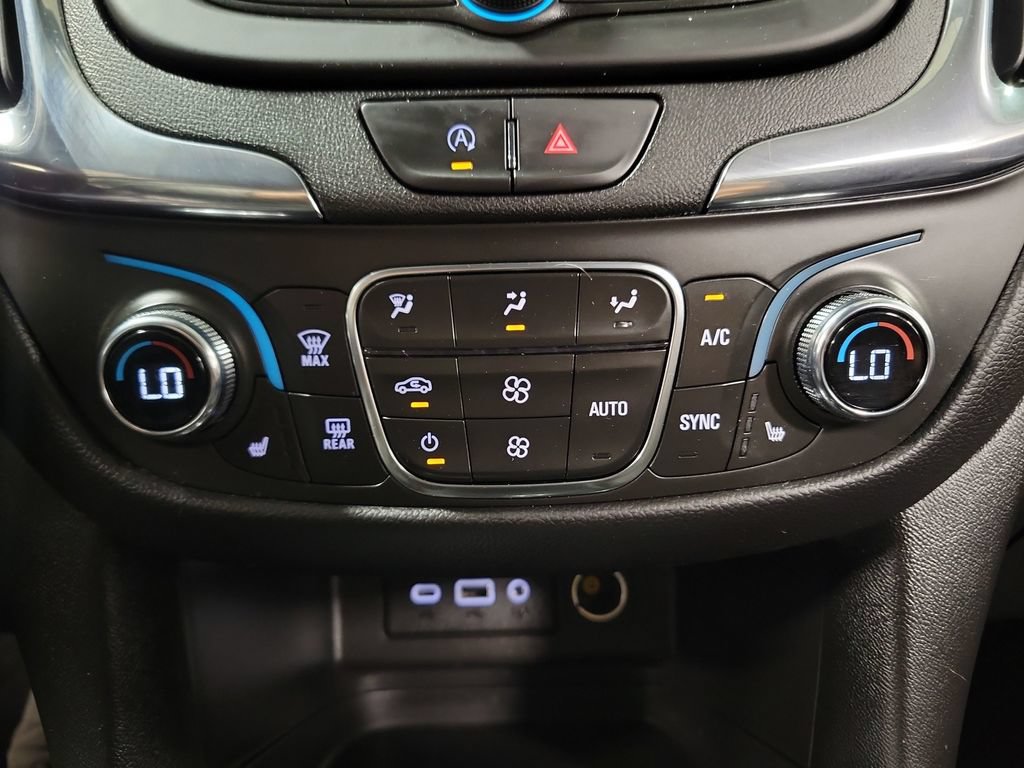Used 2023 Chevrolet Equinox LT AWD/4WD image 18
